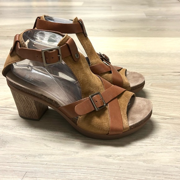 Dansko Sandals Dominique Tan Brown Women 40 US 9.5-10 Block Heel Leather Suede - Picture 3 of 13